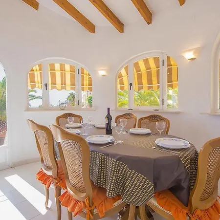 Erik - Plusholidays * Calpe